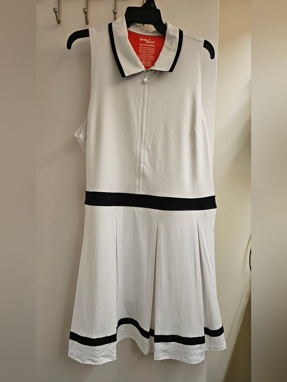 Birdie Bound Womens Golf Dress 2XL White Black Trim Zip Polo Sleeveless NWT